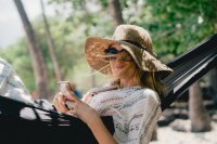 Ontspanning en avontuur in één klik: De kunst van online ontspannen voor vrouwen!